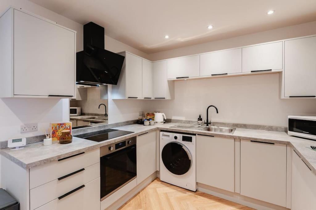 Boutique Apartment - Mazerystays Exley Dış mekan fotoğraf